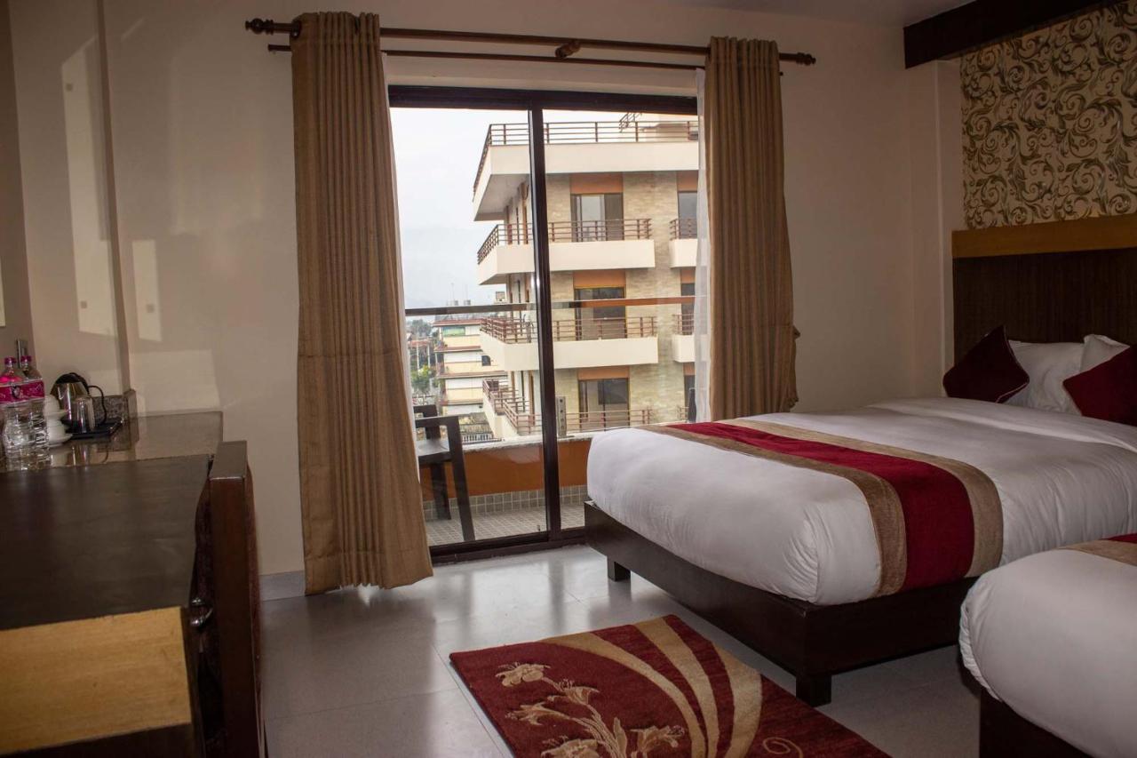 Hotel Silverline بوكْرا المظهر الخارجي الصورة